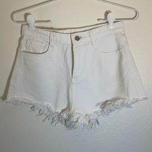 Z.Z. Studio Women’s White Jean Shorts-size 2